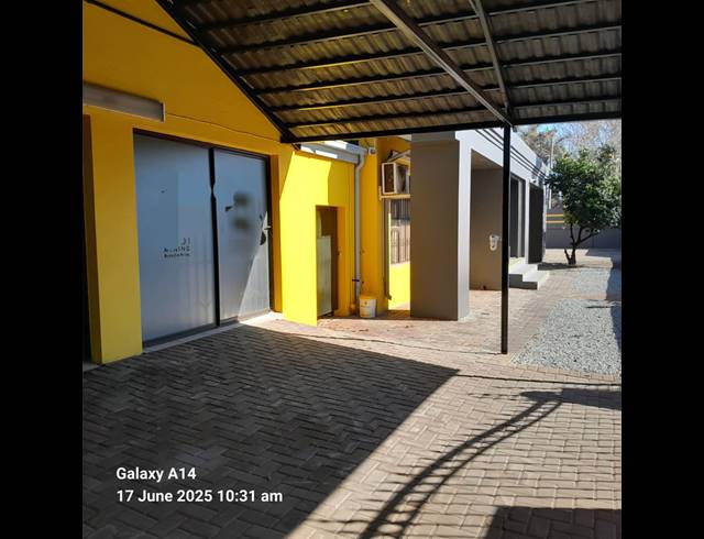 226M² BUSINESS FOR SALE IN BO-DORP